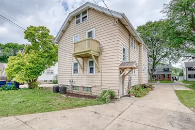 2225  S 82nd St, West Allis, WI 53219 - Photo 29