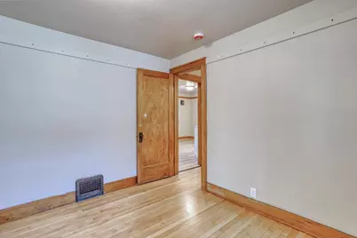 2225  S 82nd St, West Allis, WI 53219 - Photo 11