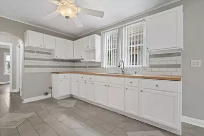 2614 N 53rd St, Milwaukee, WI 53210 - Photo 11