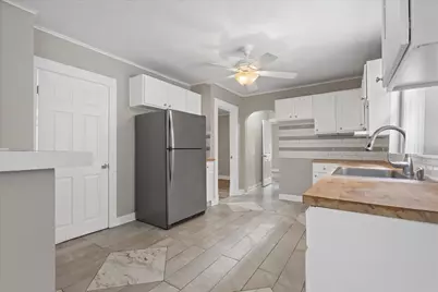 2614 N 53rd St, Milwaukee, WI 53210 - Photo 9