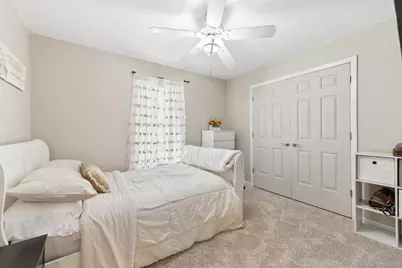 1409 E Pinecrest Ln, Elkhorn, WI 53121 - Photo 9