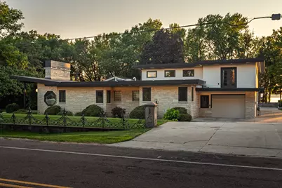 3525  Lakeshore Dr, Campbell, WI 54603 - Photo 3