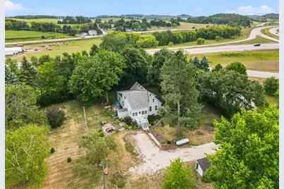 N1360  Deerpath Rd, Koshkonong, WI 53538 - Photo 43