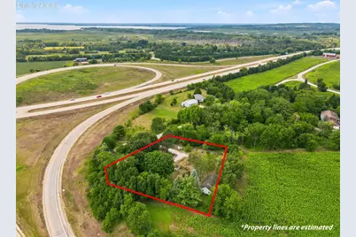 N1360  Deerpath Rd, Koshkonong, WI 53538 - Photo 35