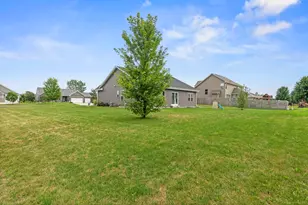 N8041 Preserve Park Dr, Ixonia, WI 53036 - Photo 25