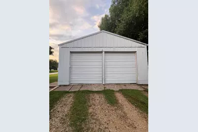 104 E Harrison St, Viola, WI 54664 - Photo 3