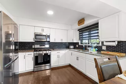 5850 S 14th St, Milwaukee, WI 53221 - Photo 7