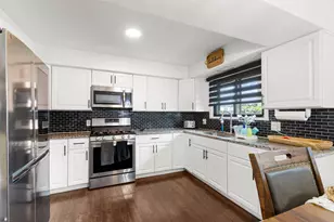 5850 S 14th St, Milwaukee, WI 53221 - Photo 7