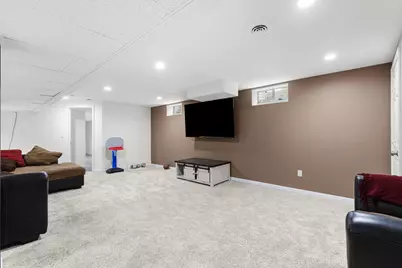 5850 S 14th St, Milwaukee, WI 53221 - Photo 15
