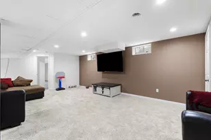 5850 S 14th St, Milwaukee, WI 53221 - Photo 15