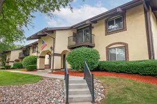 N82W13514 Fond du Lac Ave, Menomonee Falls, WI 53051 - Photo 7