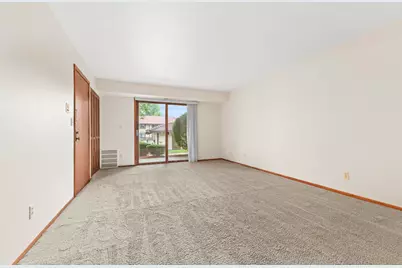 N82W13514  Fond Du  Lac Ave #B-105, Menomonee Falls, WI 53051 - Photo 9