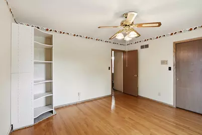10042 W Tower Ave, Milwaukee, WI 53224 - Photo 23