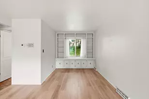 10042 W Tower Ave, Milwaukee, WI 53224 - Photo 7