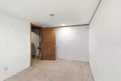 10042 W Tower Ave, Milwaukee, WI 53224 - Photo 29