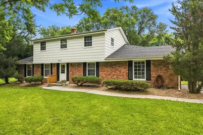 2517 W Chestnut Rd, Mequon, WI 53092 - Photo 43