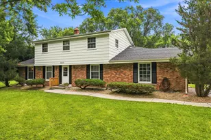 2517 W Chestnut Rd, Mequon, WI 53092 - Photo 43