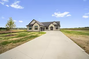 4475 Blake Ct, Richfield, WI 53017 - Photo 1