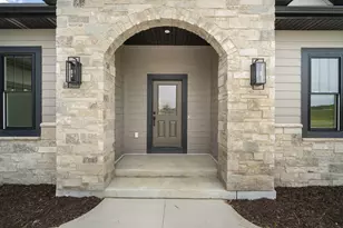 4475 Blake Ct, Richfield, WI 53017 - Photo 3