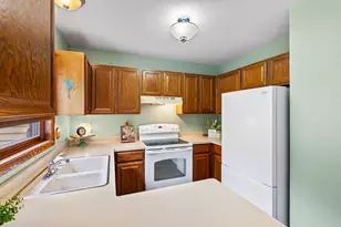2020 Woodburn Rd, Waukesha, WI 53188 - Photo 11