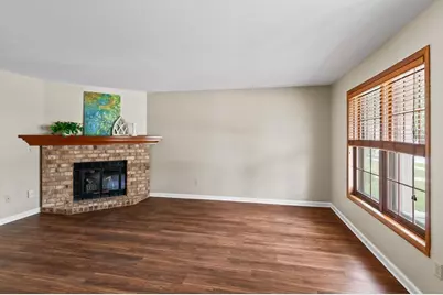 2020  Woodburn Rd #A, Waukesha, WI 53188 - Photo 7
