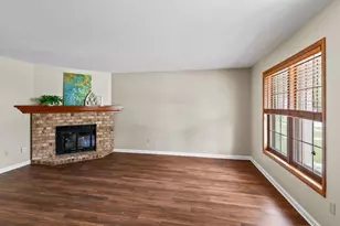 2020 Woodburn Rd, Waukesha, WI 53188 - Photo 7