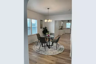 128 E Lloyd St, Milwaukee, WI 53212 - Photo 3