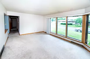 7219 W Crawford Ave, Milwaukee, WI 53220 - Photo 5