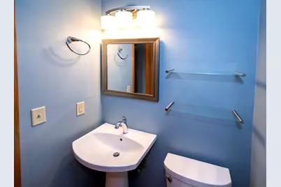 7219 W Crawford Ave, Milwaukee, WI 53220 - Photo 11