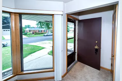 7219 W Crawford Ave, Milwaukee, WI 53220 - Photo 3