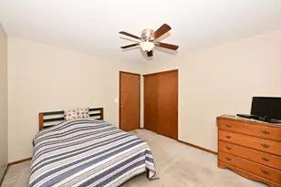 2845 Sandpiper Ln, Racine, WI 53402 - Photo 15