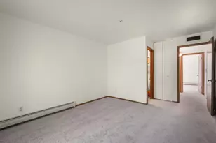 4000 W Rivers Edge Cir, Brown Deer, WI 53209 - Photo 15