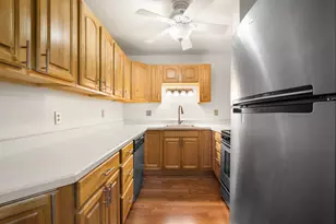 4000 W Rivers Edge Cir, Brown Deer, WI 53209 - Photo 5