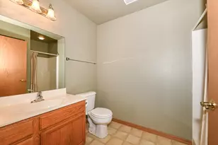 3016 Meyer Ct, Racine, WI 53406 - Photo 27