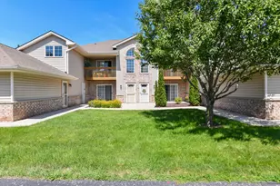 3016 Meyer Ct, Racine, WI 53406 - Photo 3