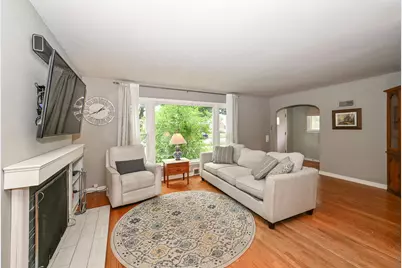 3024 N 85th St, Milwaukee, WI 53222 - Photo 5