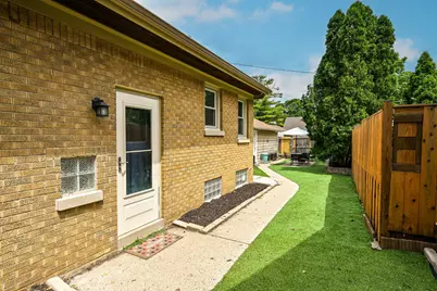 3024 N 85th St, Milwaukee, WI 53222 - Photo 23