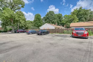 11624 W Bluemound Rd, Wauwatosa, WI 53226 - Photo 27