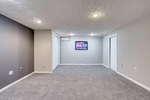 11624 W Bluemound Rd, Wauwatosa, WI 53226 - Photo 21