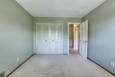 11624 W Bluemound Rd, Wauwatosa, WI 53226 - Photo 17