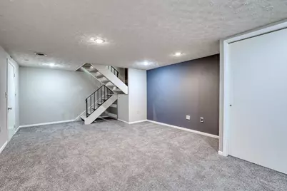 11624 W Bluemound Rd, Wauwatosa, WI 53226 - Photo 19