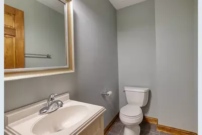 11624 W Bluemound Rd, Wauwatosa, WI 53226 - Photo 11