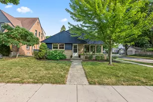 2800 N Hartung Ave, Milwaukee, WI 53210 - Photo 41