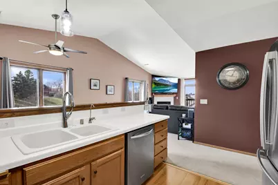 668  Westfield Way - #B, Pewaukee, WI 53072 - Photo 9