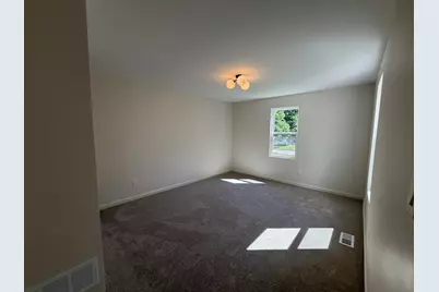 2344 N Dr William Finlayson St, Milwaukee, WI 53212 - Photo 19