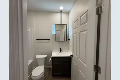 2344 N Dr William Finlayson St, Milwaukee, WI 53212 - Photo 17
