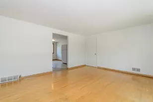 10160 W Montana Ave, West Allis, WI 53227 - Photo 23