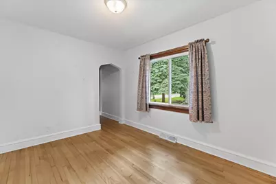 4826 N 70th St, Milwaukee, WI 53218 - Photo 13