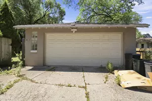 4858 N Iroquois Ave, Glendale, WI 53217 - Photo 41