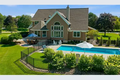 N28W30219  Red Hawk Ct, Delafield, WI 53072 - Photo 13